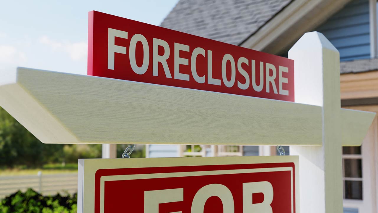 Image for OC HOUSING REPORT: NO FLOOD OF FORECLOSURES article