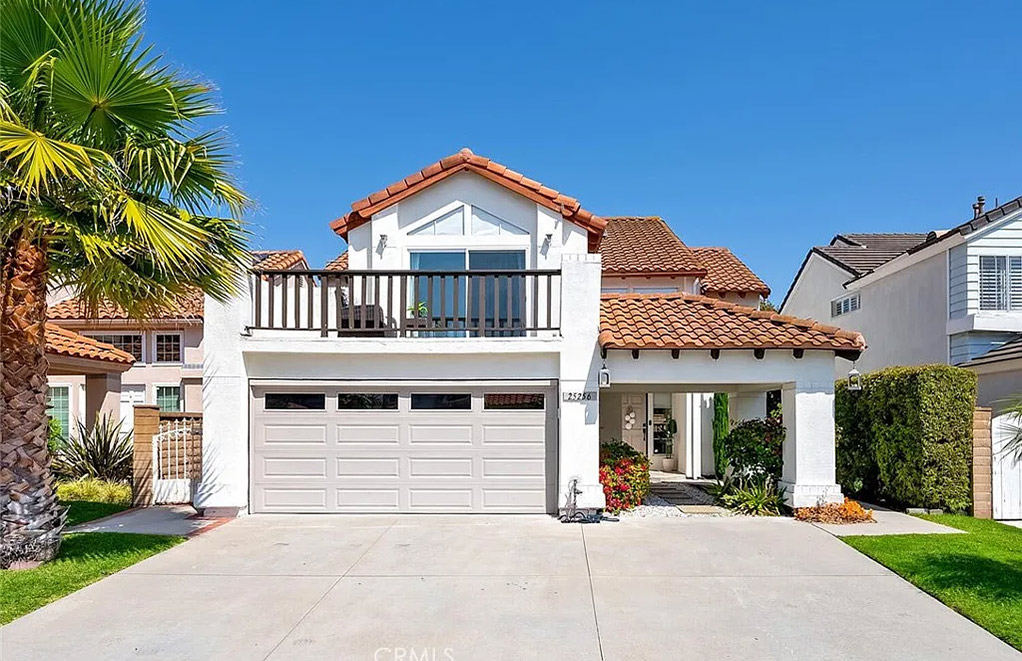Photo of 25256 Misty Rdg, Mission Viejo, CA 92692